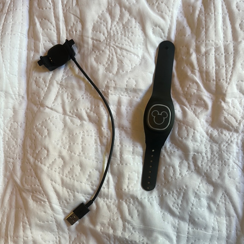 Disney Black Band with Charger